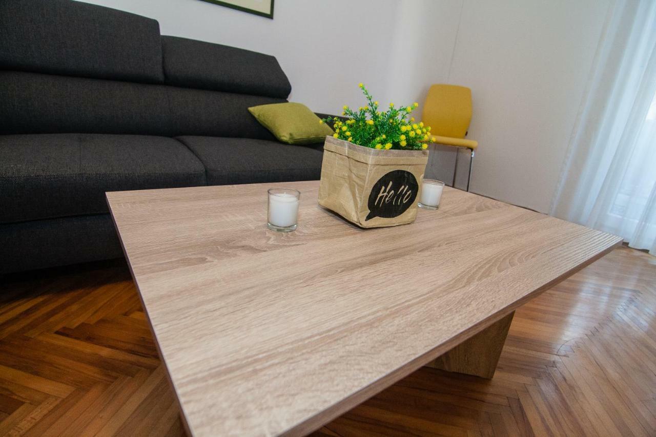 New Renovated Apartment 15 Min From Beach On Foot プーラ エクステリア 写真